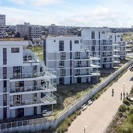 4 Personen In דירה *