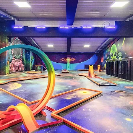 4 Personen In דירה *